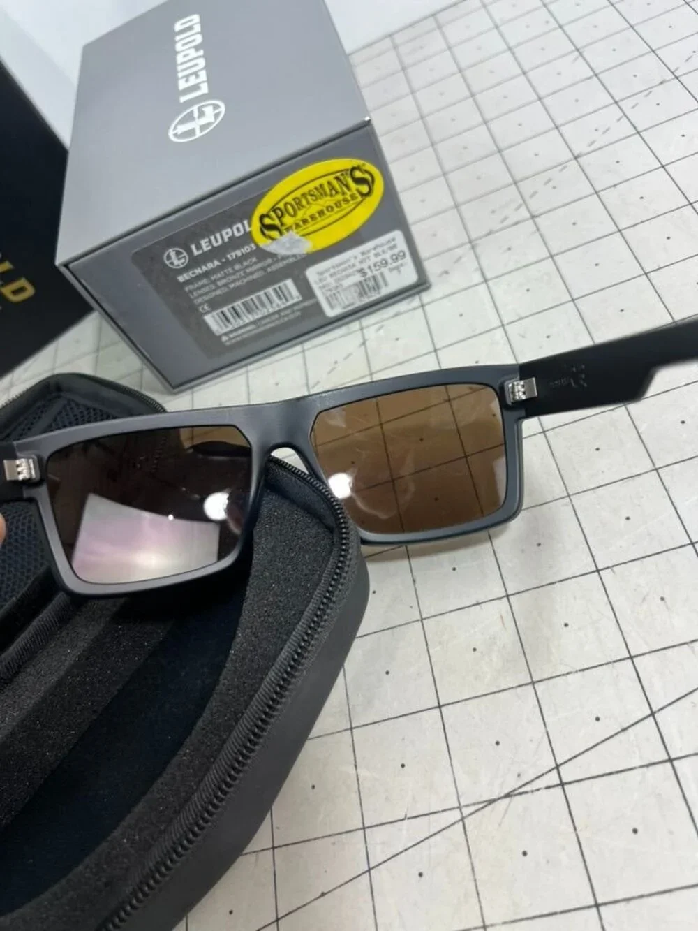 Leupold Becnara Matte Black Sunglasses w/Bronze Mirror Polarized Lens & Case New